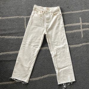 Levi’s Ribcage Straight Jeans in cream